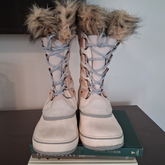 Sorel Joan of Arctic Winter White Fur-Lined Waterproof Winter Boots Size 10 - Picture 1 of 10